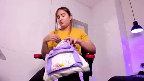 angel hardy online show from November 14, 2025, 12:04 pm