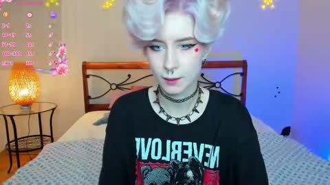 Snapshot of angel_julles chatting on November 23, 2025, 1:05 am Angel Dust online show from November 23, 2025, 1:05 am