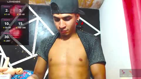 Snapshot of angel_latinboy chatting on September 23, 2025, 11:19 pm Angel online show from September 23, 2025, 11:19 pm