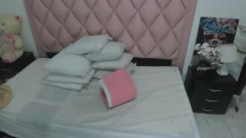 Snapshot of angel_light888 chatting on December 19, 2024, 5:40 pm Angel online show from December 19, 2024, 5:40 pm