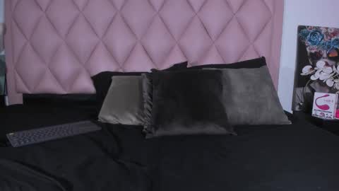 Snapshot of angel_light888 chatting on January 4, 2025, 5:05 am Angel online show from January 4, 2025, 5:05 am