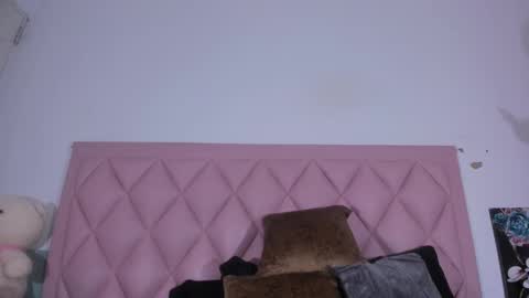 Snapshot of angel_light888 chatting on January 10, 2025, 4:44 am Angel online show from January 10, 2025, 4:44 am