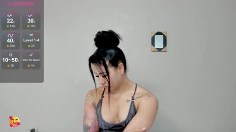 Angel online show from September 22, 2025, 1:35 pm