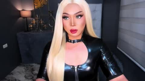 Snapshot of angel_off_hell chatting on February 9, 2026, 6:01 pm Angel No Mercy online show from February 9, 2026, 6:01 pm