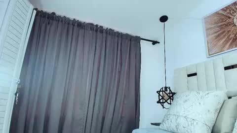 Snapshot of angel_perverted1 chatting on October 31, 2025, 11:22 am Nicolle online show from October 31, 2025, 11:22 am