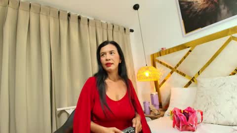 Snapshot of angel_perverted1 chatting on December 22, 2025, 11:29 am Nicolle online show from December 22, 2025, 11:29 am