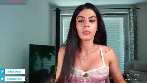 Snapshot of angel_sexyxxx chatting on June 23, 2026, 1:09 pm CALL ME ANGEL online show from June 23, 2026, 1:09 pm