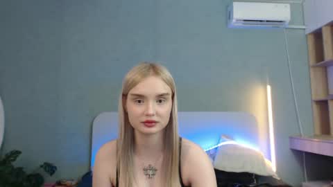 Angela online show from May 26, 2026, 12:34 pm