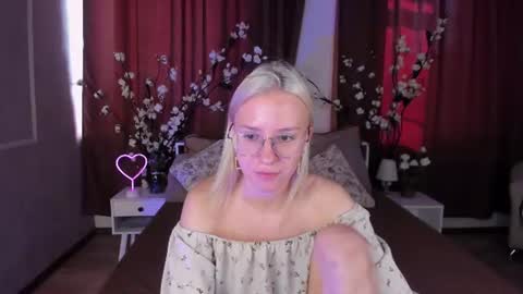 Snapshot of angel_tessa chatting on June 22, 2026, 5:48 am Angelica online show from June 22, 2026, 5:48 am