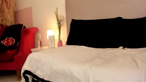 angel_velvet_ online show from October 31, 2025, 11:11 am