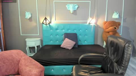 Angel online show from April 7, 2026, 11:21 am