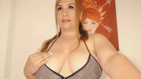 Snapshot of angela_doll01 chatting on February 28, 2025, 5:48 pm angela online show from February 28, 2025, 5:48 pm