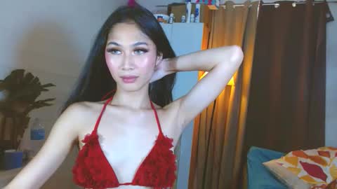 Snapshot of angela_mccollins chatting on February 11, 2026, 11:54 pm angela online show from February 11, 2026, 11:54 pm