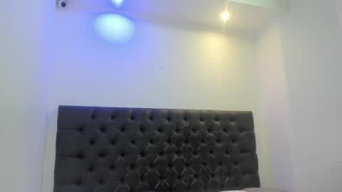 Snapshot of angela_rendon chatting on May 23, 2026, 11:03 am angela_rendon online show from May 23, 2026, 11:03 am