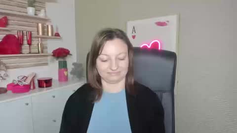 Snapshot of angela_samt chatting on March 11, 2026, 7:03 am Angela online show from March 11, 2026, 7:03 am