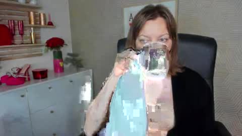 Snapshot of angela_samt chatting on March 24, 2026, 6:40 am Angela online show from March 24, 2026, 6:40 am