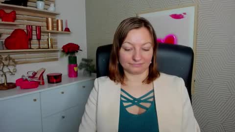 Snapshot of angela_samt chatting on April 9, 2026, 6:19 am Angela online show from April 9, 2026, 6:19 am