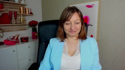 Snapshot of angela_samt chatting on April 14, 2026, 5:57 am Angela online show from April 14, 2026, 5:57 am