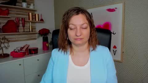 Snapshot of angela_samt chatting on April 20, 2026, 5:32 am Angela online show from April 20, 2026, 5:32 am
