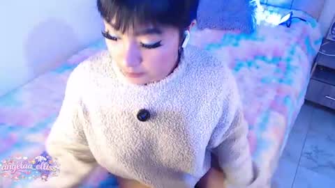 Snapshot of angelaa_elliss chatting on June 26, 2026, 2:05 am Angela online show from June 26, 2026, 2:05 am