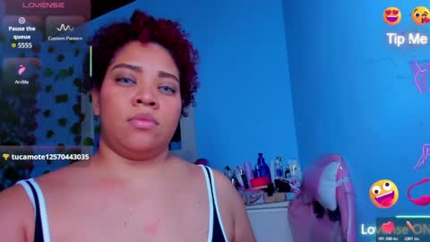 Angela online show from May 27, 2026, 1:57 am