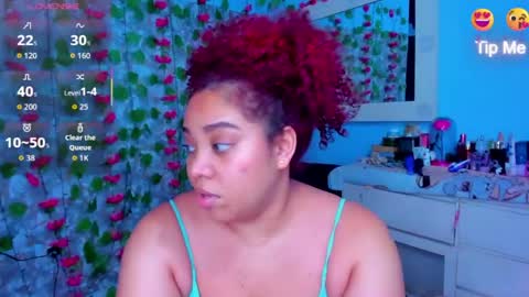 Angela online show from May 28, 2026, 1:14 am