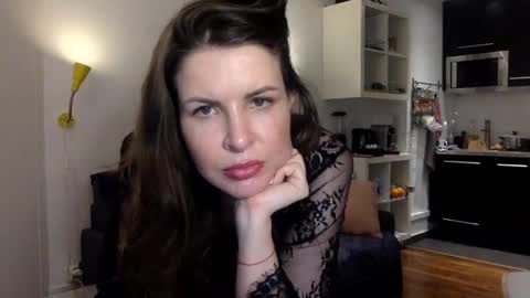 Snapshot of angeladarkk chatting on December 20, 2024, 7:39 pm Angela online show from December 20, 2024, 7:39 pm