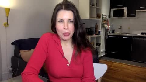 Snapshot of angeladarkk chatting on January 25, 2025, 10:39 pm Angela online show from January 25, 2025, 10:39 pm