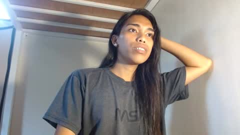 SENORITA online show from June 24, 2026, 4:55 am