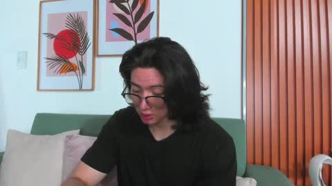 Snapshot of angelbennet_ chatting on January 20, 2025, 3:15 am Angel Bennet online show from January 20, 2025, 3:15 am