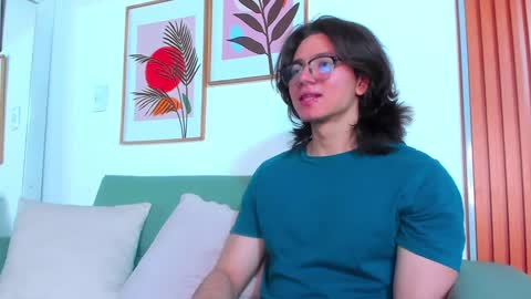 Snapshot of angelbennet_ chatting on January 31, 2025, 2:58 am Angel Bennet online show from January 31, 2025, 2:58 am