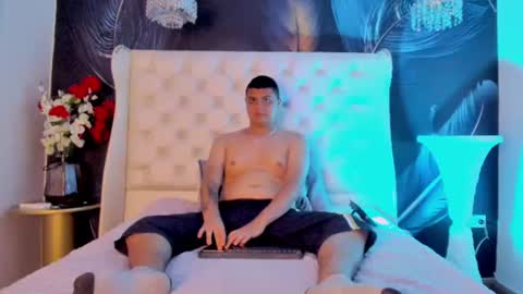 Snapshot of angelblue__ chatting on June 20, 2026, 7:38 pm angelblue online show from June 20, 2026, 7:38 pm