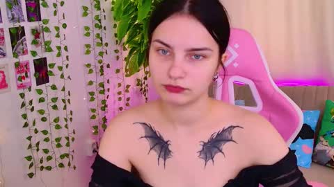 angel online show from November 8, 2025, 10:15 am