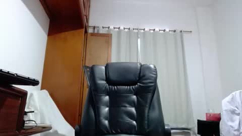 Snapshot of angelbuttslut chatting on October 3, 2025, 7:22 pm angelbuttslut online show from October 3, 2025, 7:22 pm