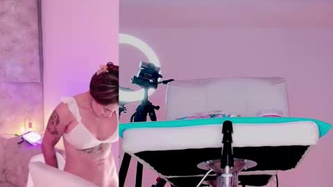 angel online show from March 22, 2026, 8:07 am