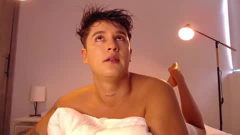 Snapshot of angelcossio chatting on November 24, 2025, 7:02 pm Angel online show from November 24, 2025, 7:02 pm