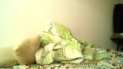 Snapshot of angeldavid90 chatting on January 18, 2026, 5:17 pm angeldavid90 online show from January 18, 2026, 5:17 pm