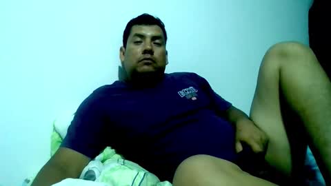 Snapshot of angeldavid90 chatting on February 17, 2026, 2:41 am angeldavid90 online show from February 17, 2026, 2:41 am