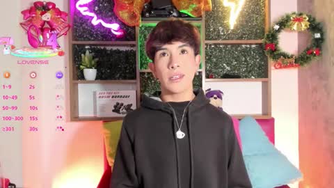 Snapshot of angeldust_19 chatting on December 3, 2025, 2:41 am Angel dust online show from December 3, 2025, 2:41 am