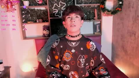 Snapshot of angeldust_19 chatting on December 16, 2025, 10:37 pm Angel dust online show from December 16, 2025, 10:37 pm