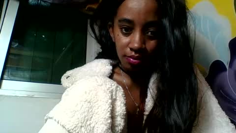 Snapshot of angelettee chatting on July 19, 2026, 11:25 am Angelettee online show from July 19, 2026, 11:25 am