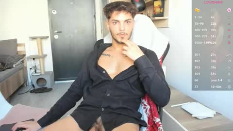 Frankie  online show from October 29, 2025, 1:02 pm