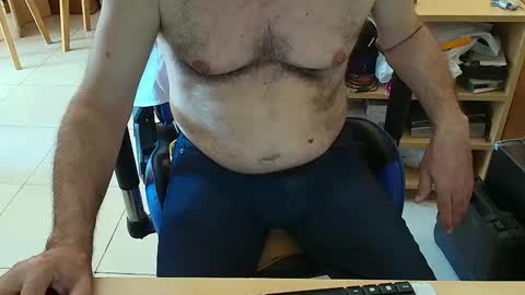 Snapshot of angelgarcia269 chatting on January 16, 2026, 11:58 am angelgarcia269 online show from January 16, 2026, 11:58 am