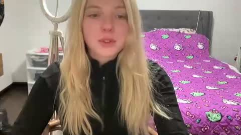 Princess Peach online show from November 11, 2025, 7:19 am