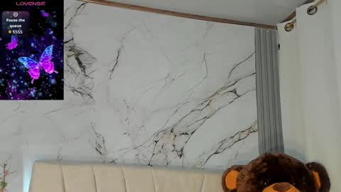 Carolina online show from October 15, 2025, 1:28 am