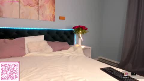 Snapshot of angelic_pricess chatting on December 23, 2025, 1:36 am Emma online show from December 23, 2025, 1:36 am