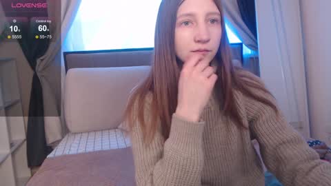 Snapshot of angelica_mrrr chatting on February 7, 2025, 11:34 am Angelica online show from February 7, 2025, 11:34 am