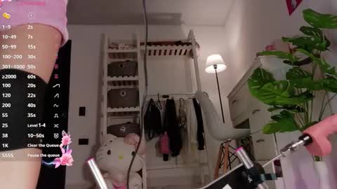 Snapshot of angelica_soft chatting on November 9, 2025, 1:37 am U can call me Angel online show from November 9, 2025, 1:37 am