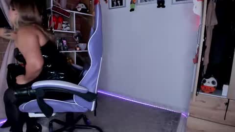 Angelica Sparks online show from October 30, 2025, 3:52 am