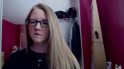 Snapshot of angelicangel3 chatting on February 11, 2025, 11:01 pm AngelicAngel online show from February 11, 2025, 11:01 pm